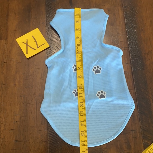 Paw Print Pet Tank - Picture 12 of 13